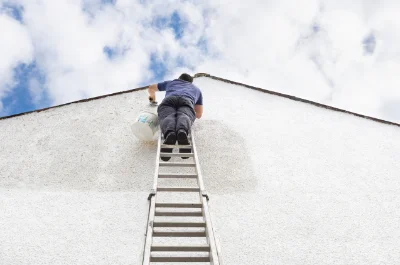 Peinture extérieure à Montrouveau — façades et ravalement